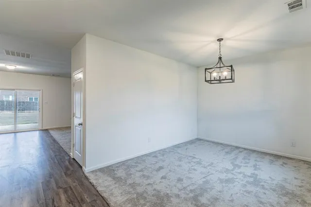 $355,000 | 201 Sabine River Road, Glenn Heights, TX 75154