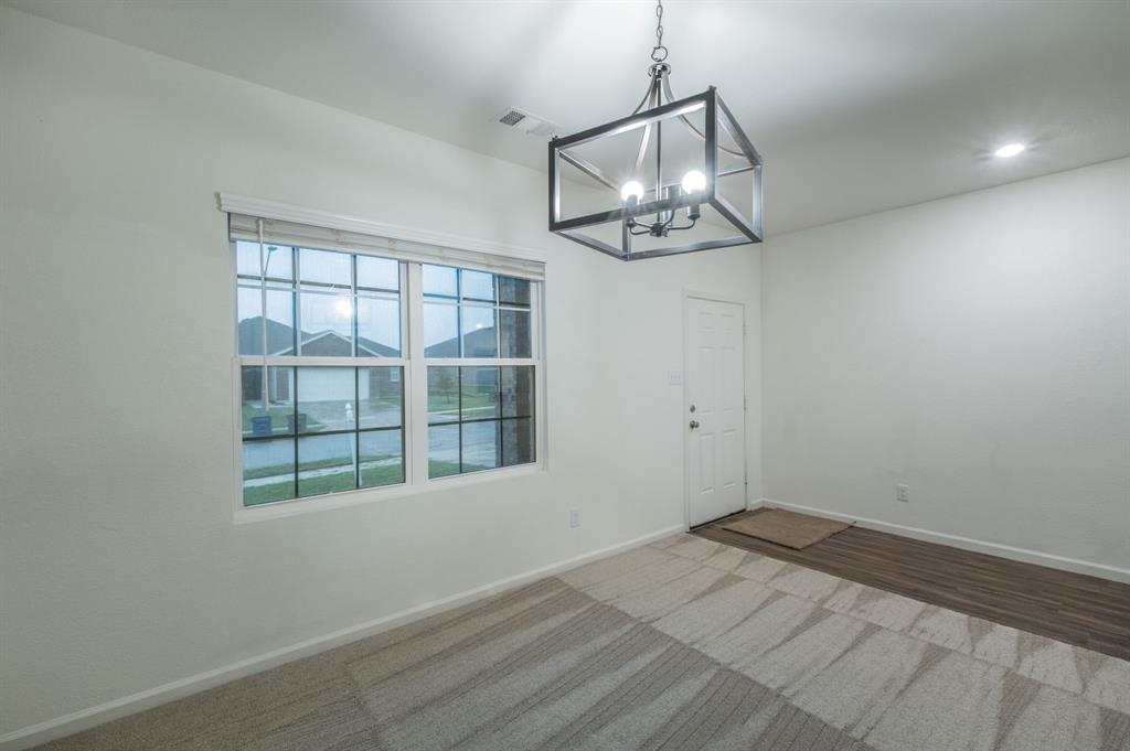 201 Sabine River Road Glenn Heights, TX 75154 - Photo 6 of 24 Flex room