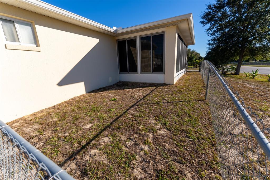 10470 Southwest 61st Terrace Road Ocala, FL 34476 - Photo 60 of 63 a view of roof deck