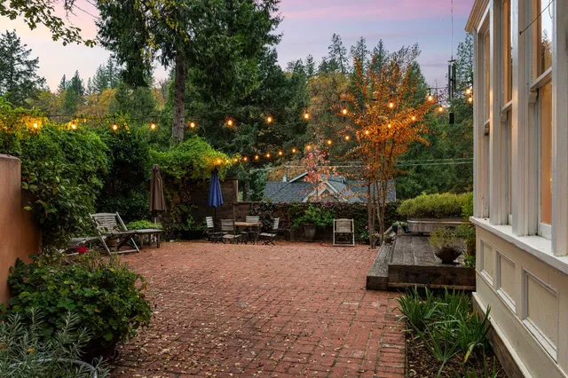 $1,250,000 | 990 Thompson Way, Placerville, CA 95667