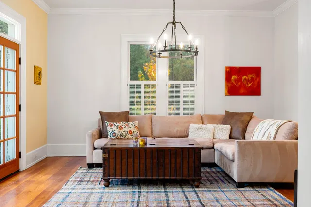 $1,250,000 | 990 Thompson Way, Placerville, CA 95667