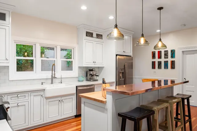 $1,250,000 | 990 Thompson Way, Placerville, CA 95667