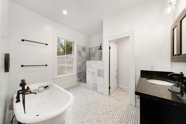 $1,250,000 | 990 Thompson Way, Placerville, CA 95667