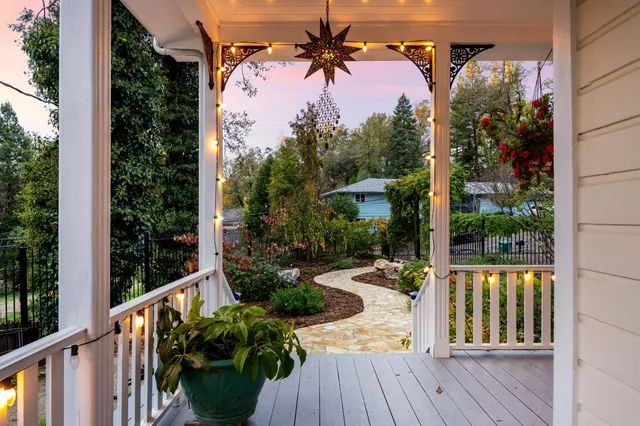 $1,250,000 | 990 Thompson Way, Placerville, CA 95667