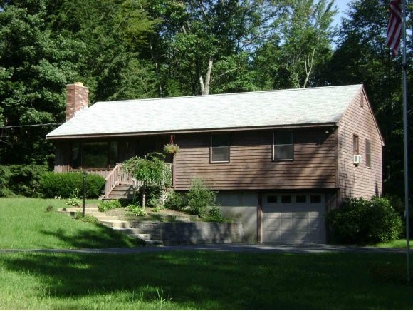 54 Royal Range Road Sandown, NH 03873 - Photo 1 of 1