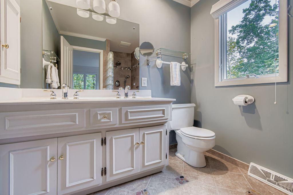 989 Priester Lane Hudson, WI 54016 - Photo 16 of 24