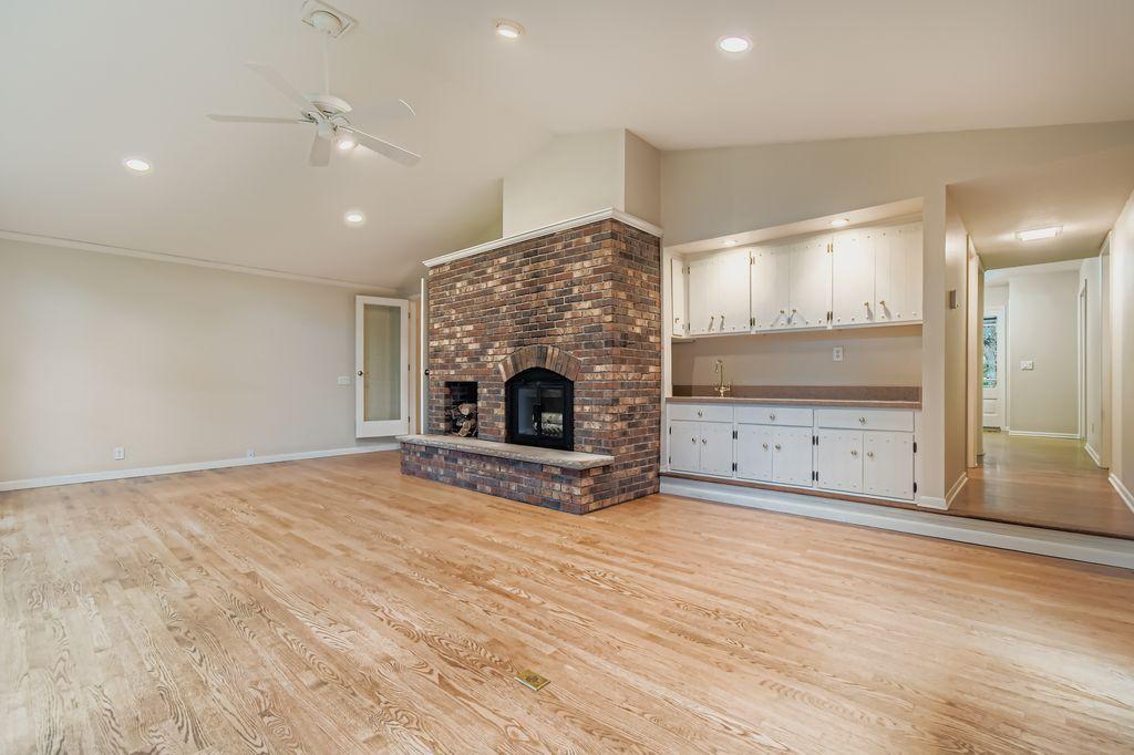 989 Priester Lane Hudson, WI 54016 - Photo 6 of 24