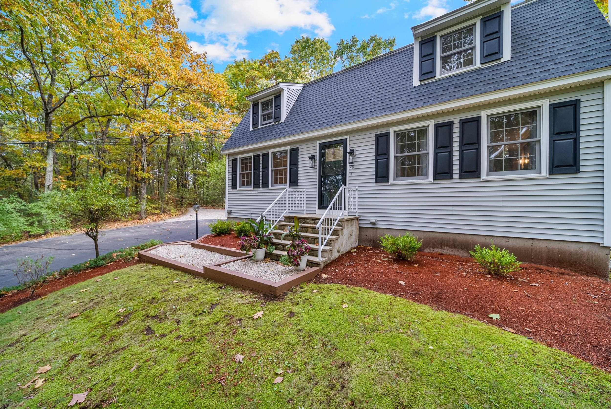 78 North Lowell Road Windham, NH 03087 - Photo 2 of 12