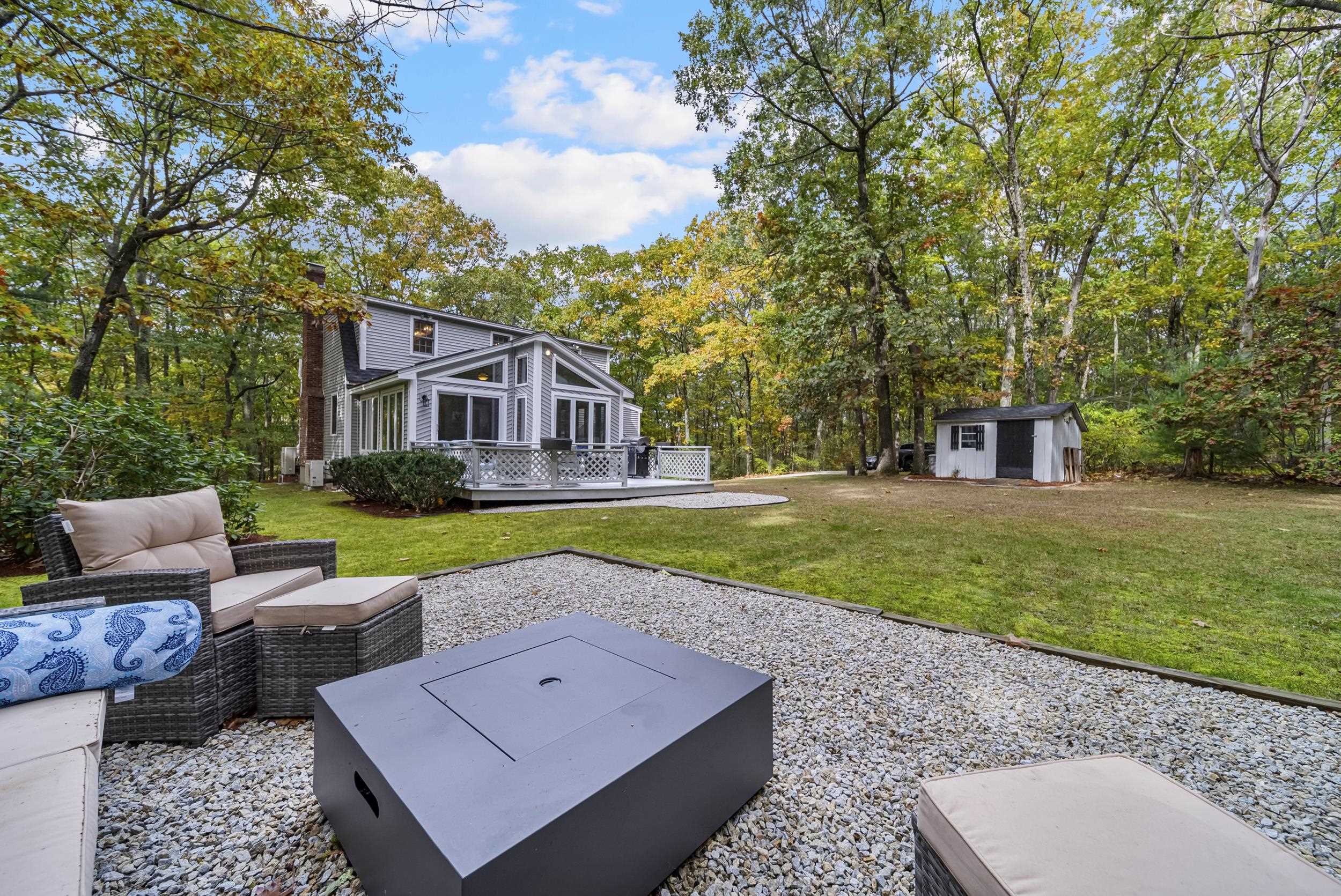 78 North Lowell Road Windham, NH 03087 - Photo 7 of 12