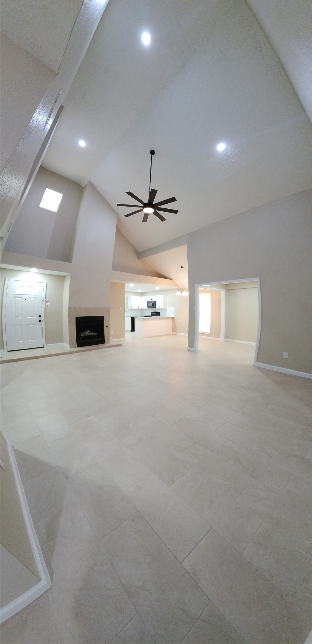 128 Lasso Street Angleton, TX 77515 - Photo 8 of 24