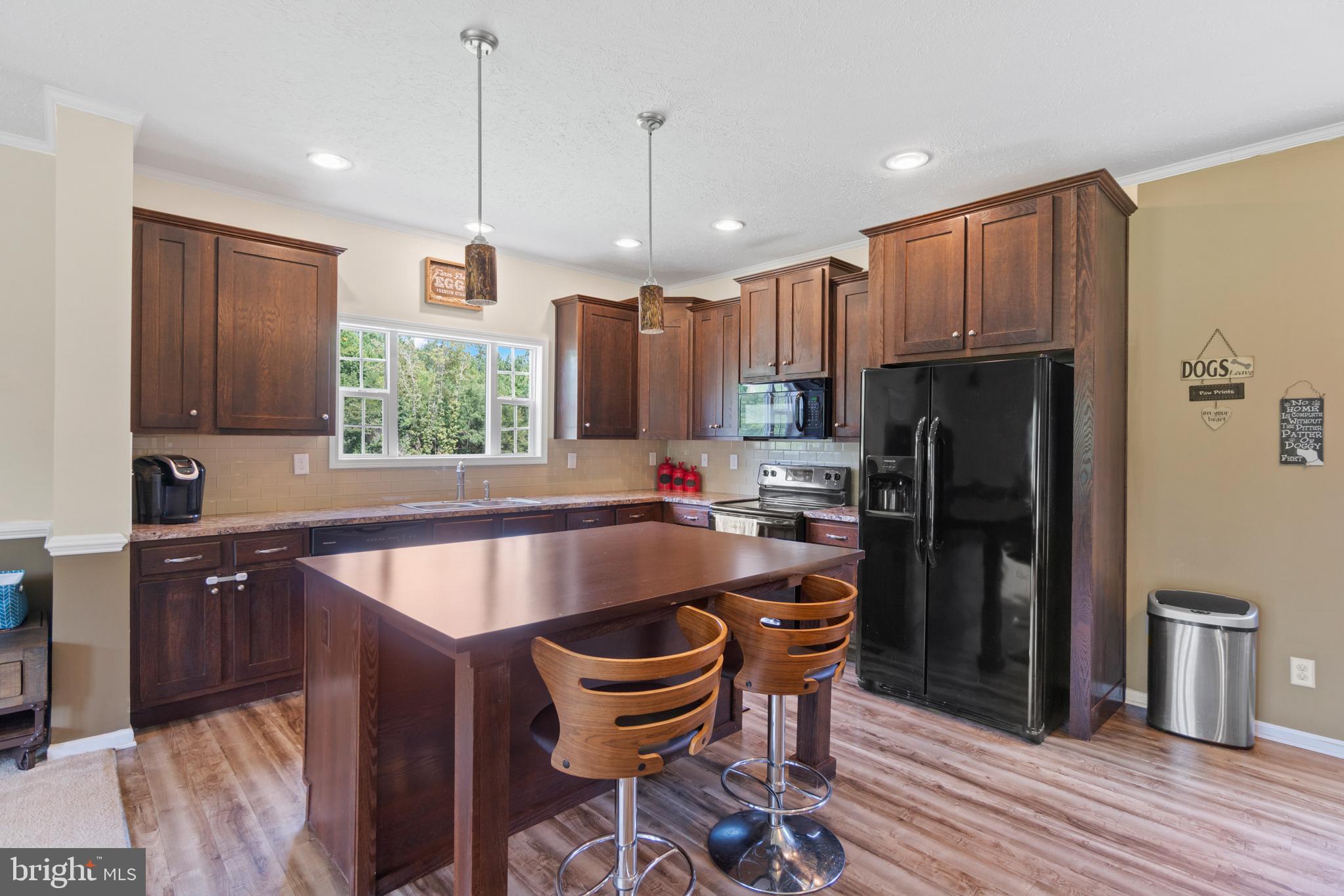 10441 Edenton Road Partlow, VA 22534 - Photo 9 of 27 Great amount of cabinet space