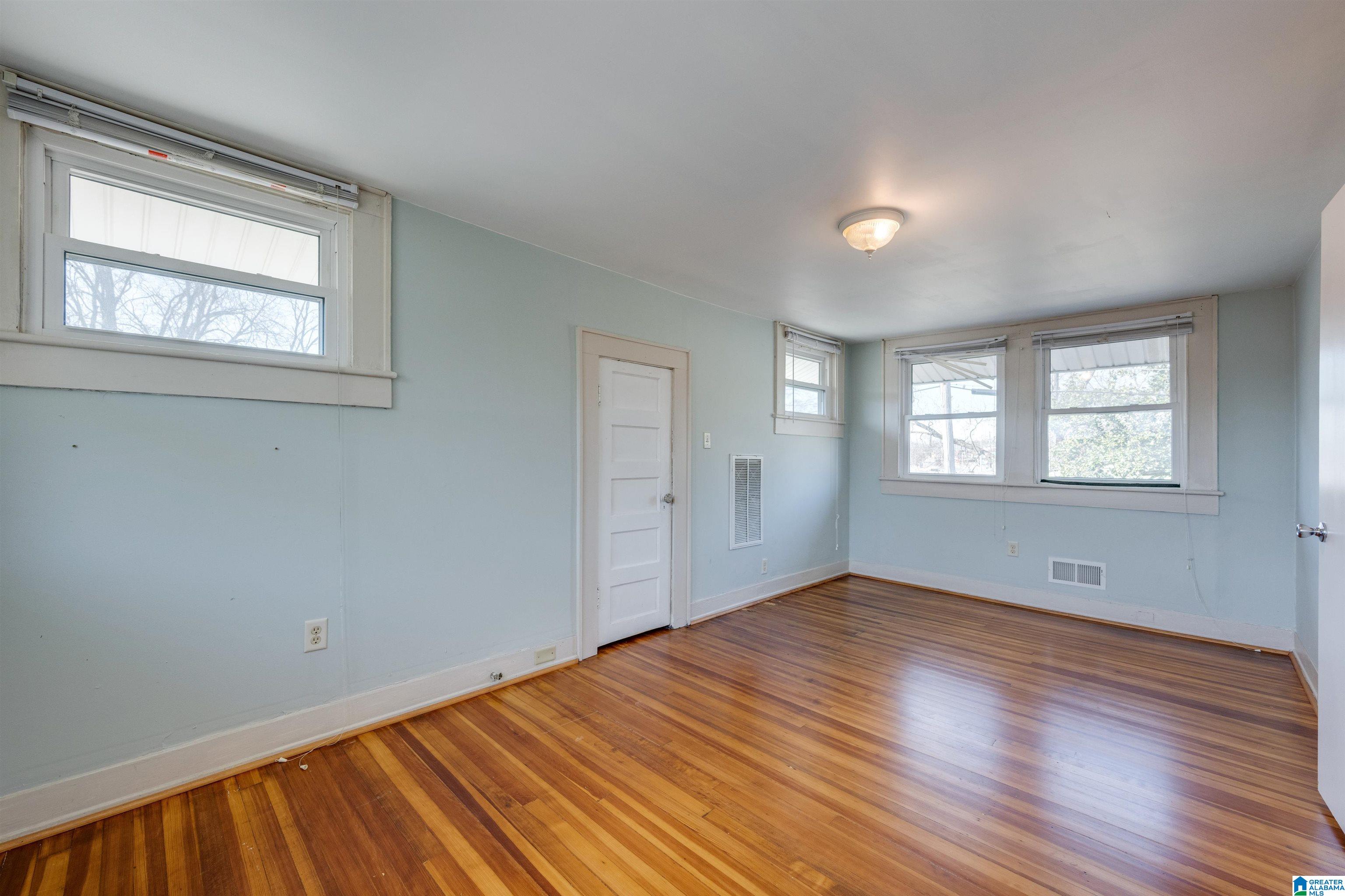 901 6th Street Southwest Birmingham, AL 35211 - Photo 29 of 32