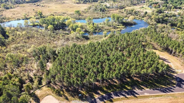 $725,000 | Lot 5 Riverdale Court, Somerset, WI 54025