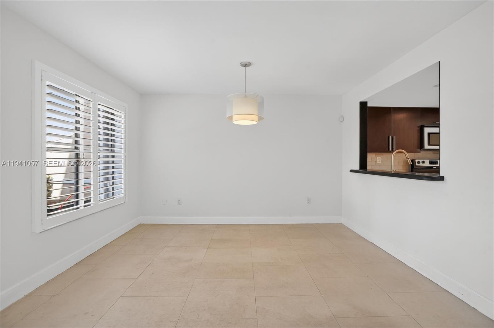 5570 Southwest 70th Place South Miami, FL 33155 - Photo 12 of 43