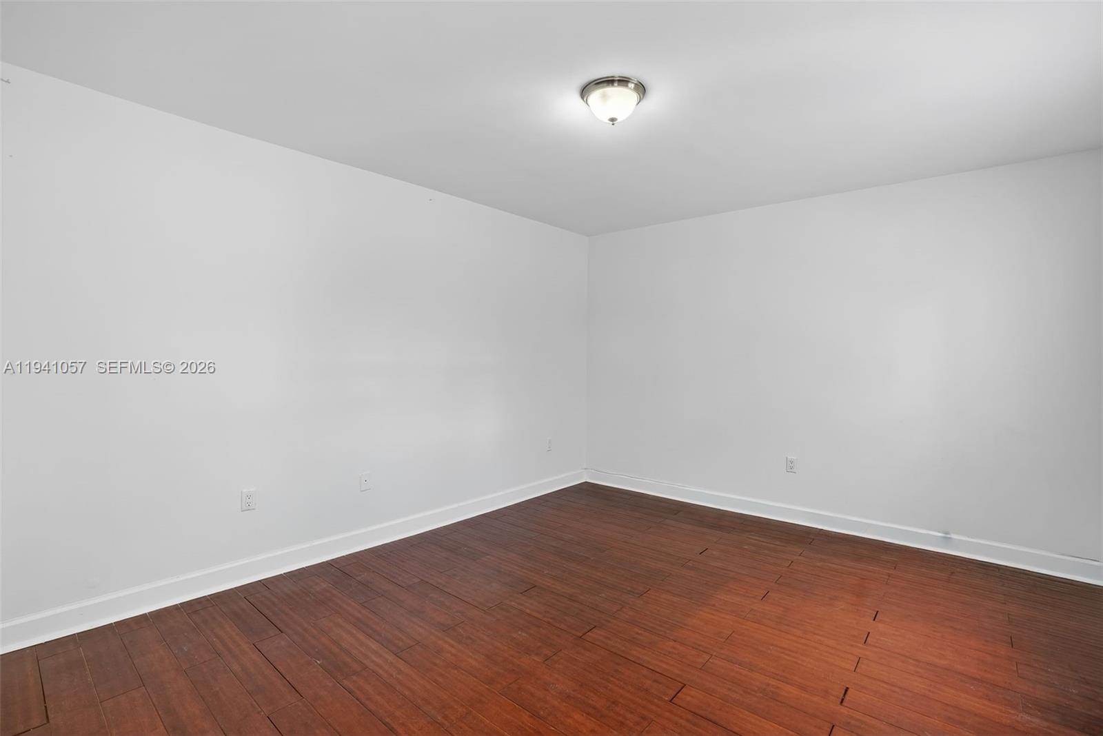 5570 Southwest 70th Place South Miami, FL 33155 - Photo 25 of 43