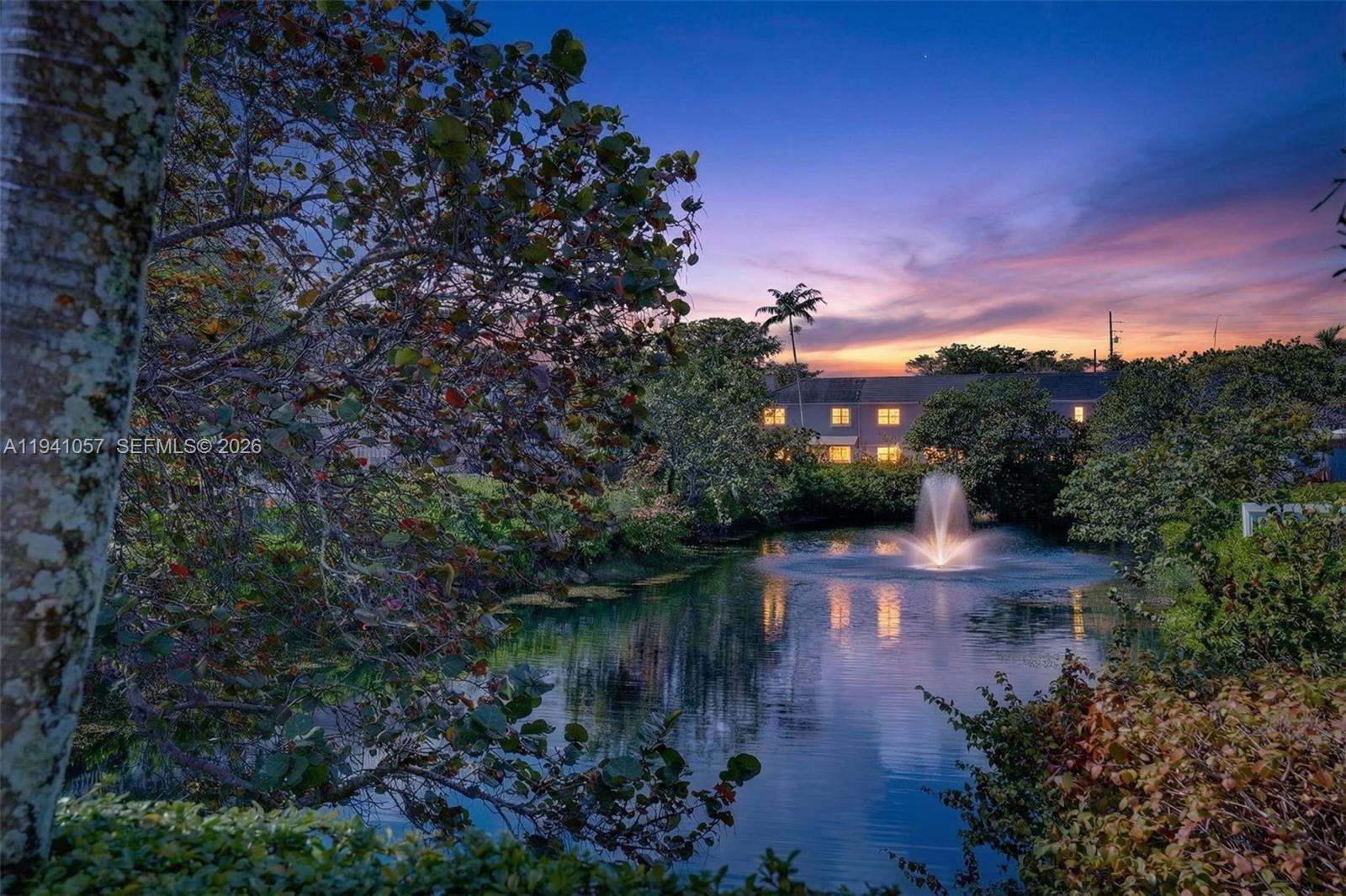 5570 Southwest 70th Place South Miami, FL 33155 - Photo 32 of 43