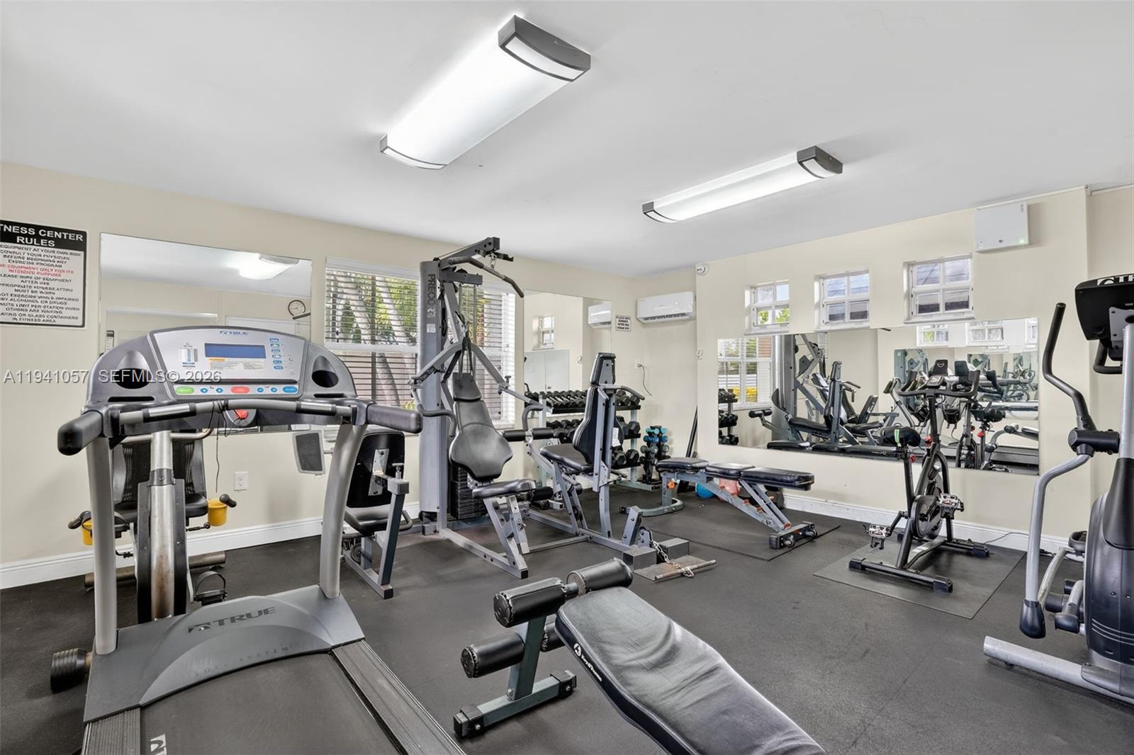 5570 Southwest 70th Place South Miami, FL 33155 - Photo 35 of 43