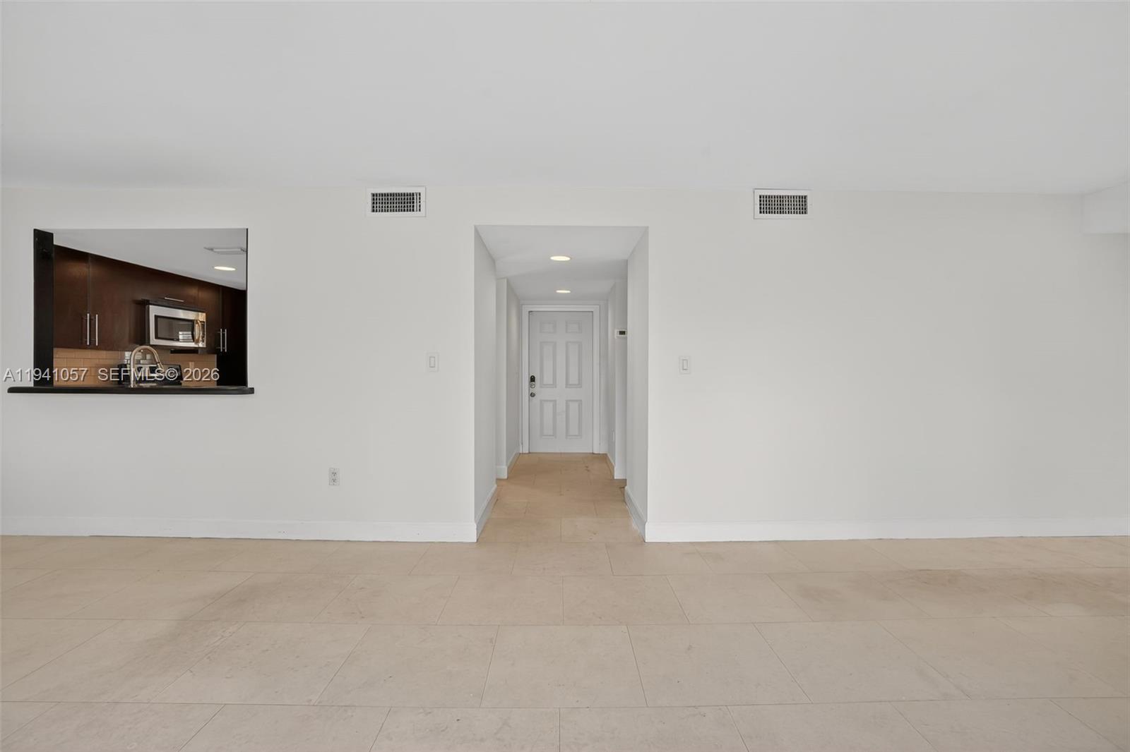 5570 Southwest 70th Place South Miami, FL 33155 - Photo 10 of 43