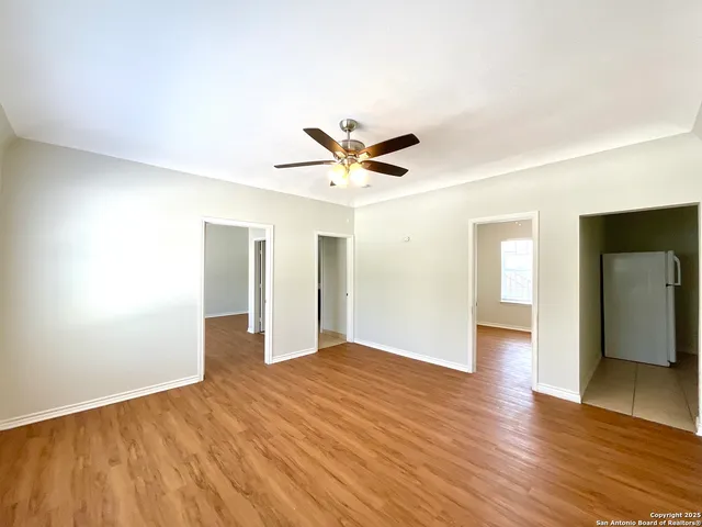 $795 | 1409 West Woodlawn Avenue, Unit 5, San Antonio, TX 78201