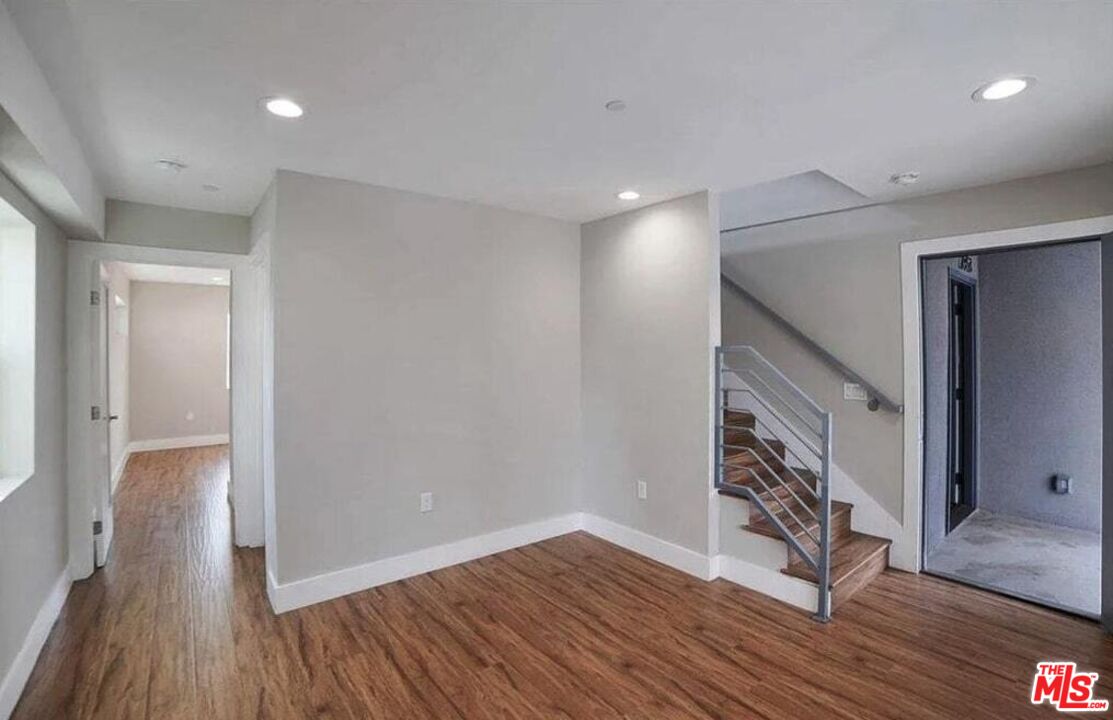 2301 Hauser Boulevard Los Angeles, CA 90016 - Photo 12 of 14