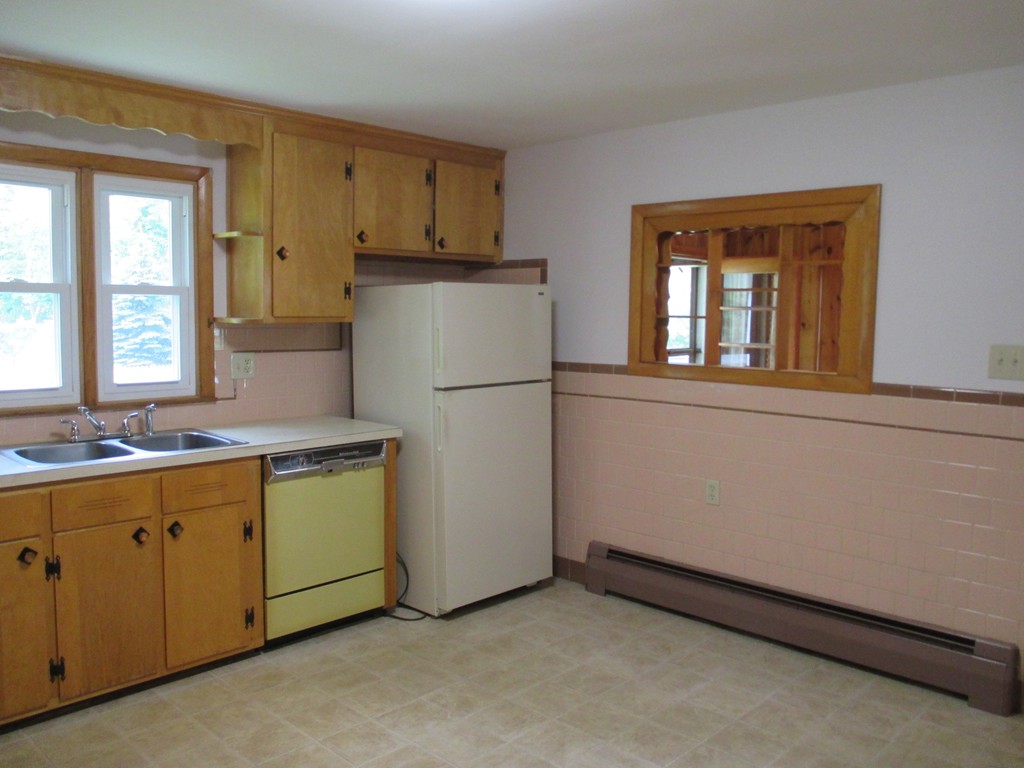 19 Francella Road Methuen, MA 01844 - Photo 7 of 16 Gallery Image 7