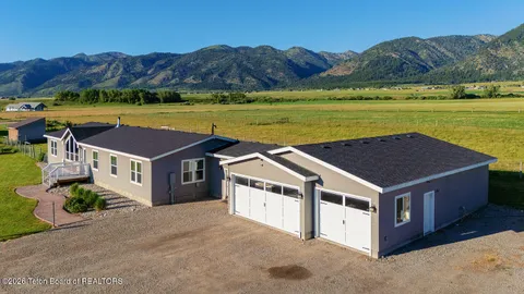 $749,000 | 2779 County Road 122, Thayne, WY 83127