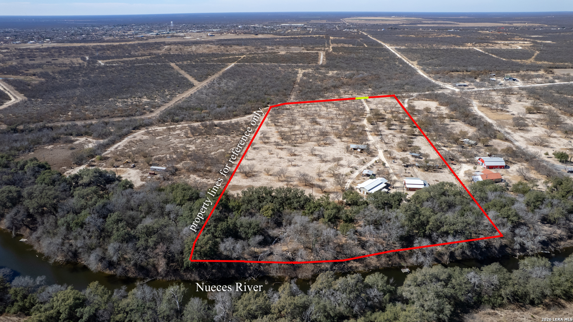 1140 Curtis Bourne Road Crystal City, TX 78839 - Photo 40 of 54 a view of a city