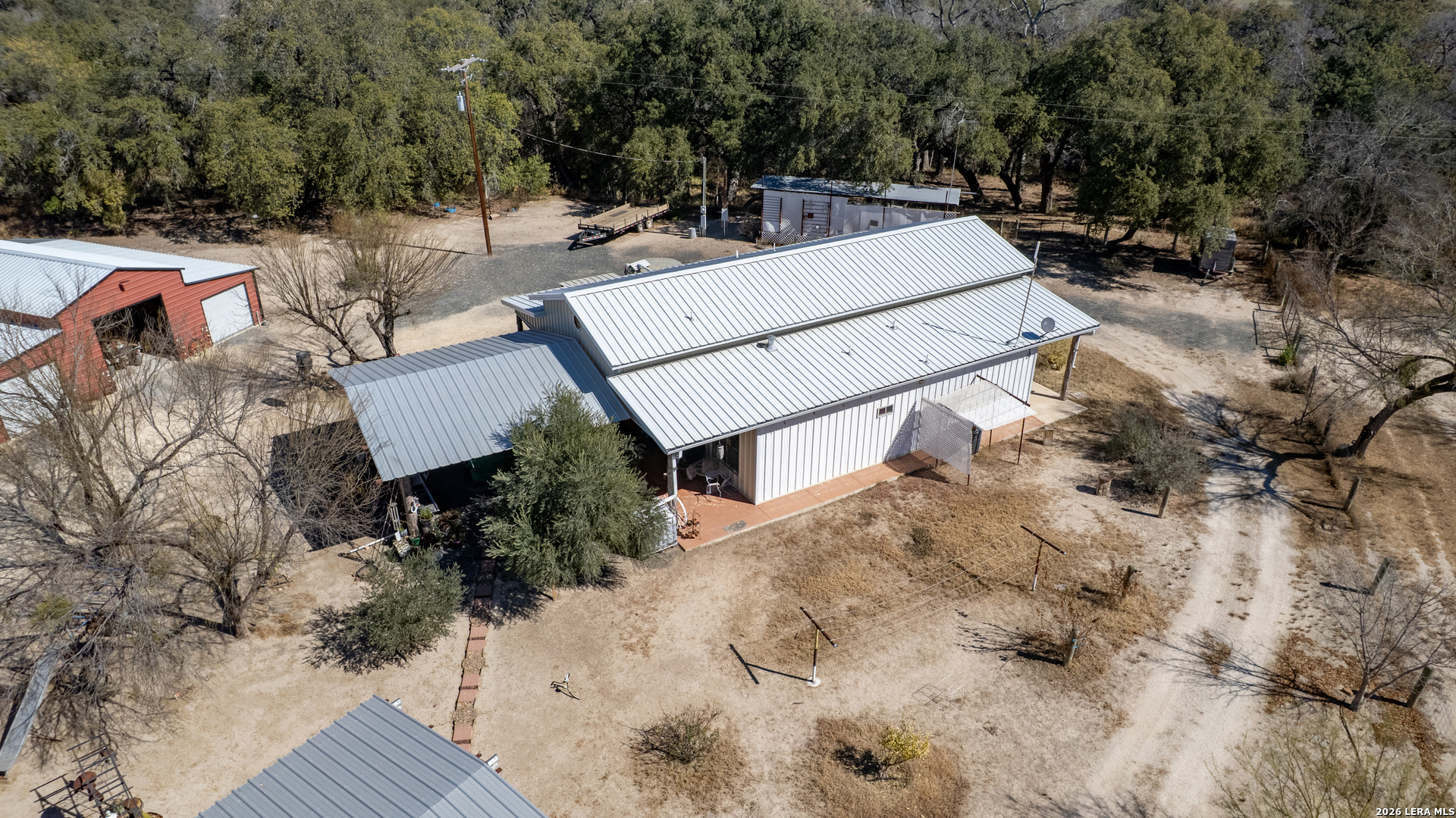 1140 Curtis Bourne Road Crystal City, TX 78839 - Photo 50 of 54 a view of a backyard with sitting area