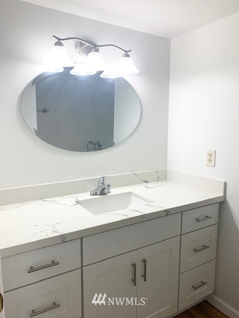 6825 Phillips Road Southeast Port Orchard, WA 98367 - Photo 14 of 32 Gallery Image 14