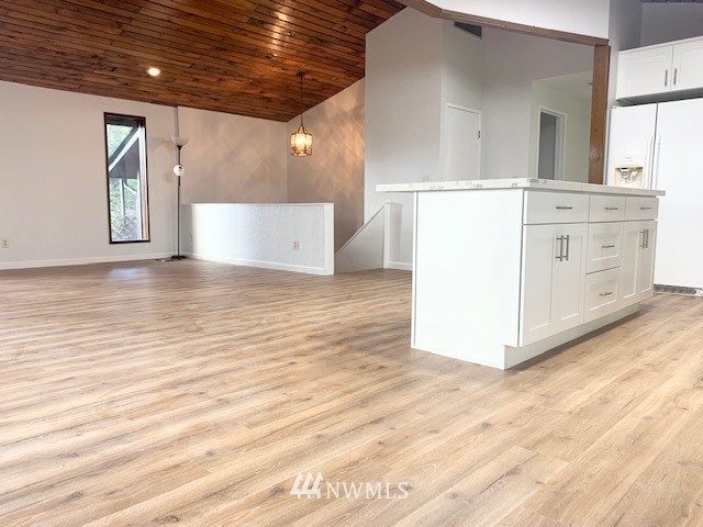 6825 Phillips Road Southeast Port Orchard, WA 98367 - Photo 6 of 32 Gallery Image 6