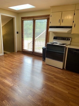 57 Plain Street Upton, MA 01568 - Photo 8 of 22