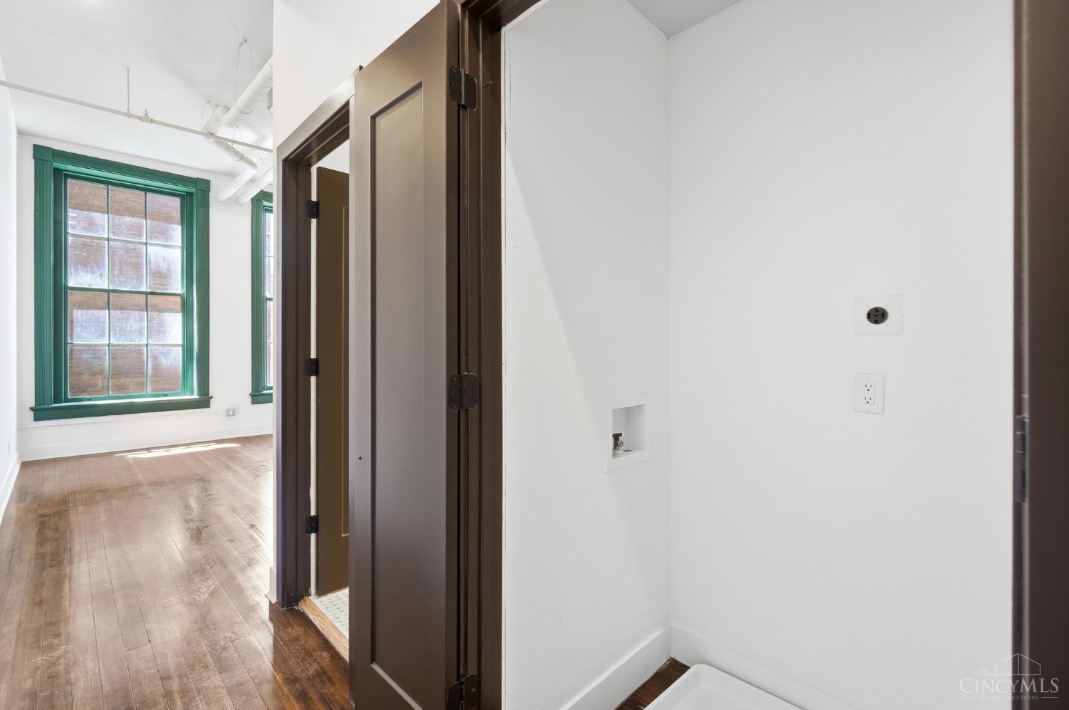 607 Main Street, Unit 5 Cincinnati, OH 45202 - Photo 26 of 36