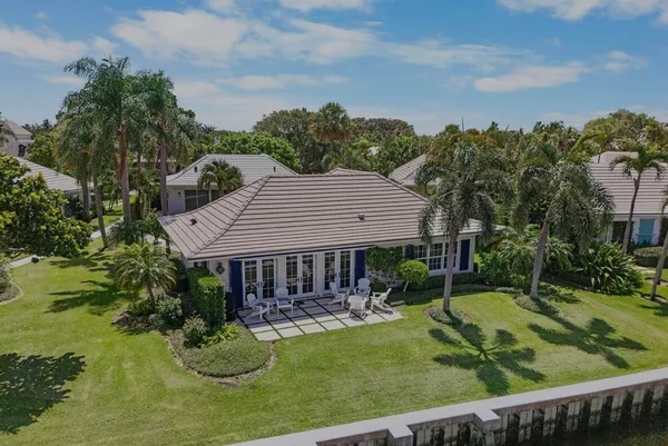 $4,900,000 | 11639 Lost Tree Way, Unit 22, North Palm Beach, FL 33408