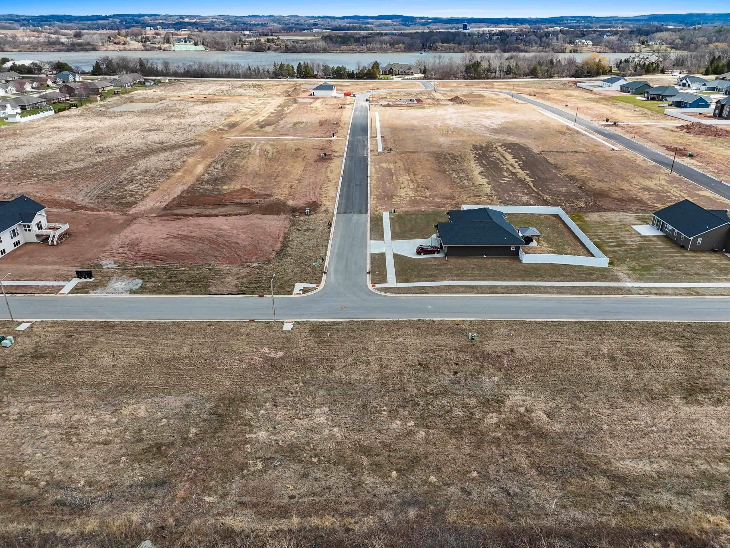 400 Lansdowne Street, Unit 252 De Pere, WI 54115 - Photo 7 of 13