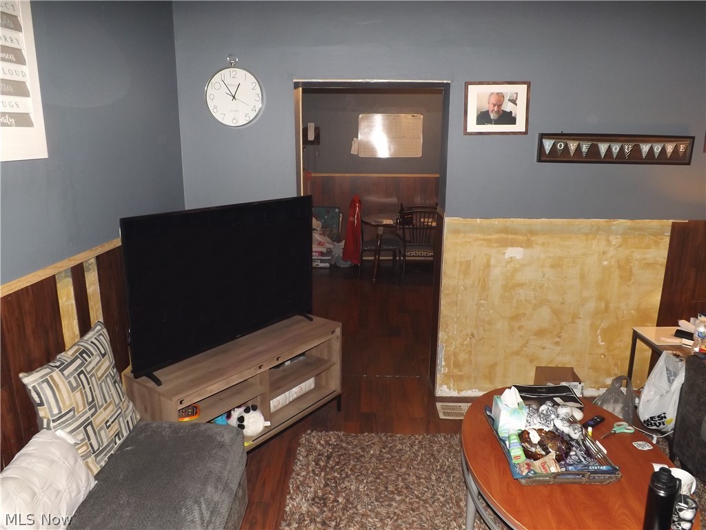 3280 Niles Road Southeast Warren, OH 44484 - Photo 4 of 13 Gallery Image 4