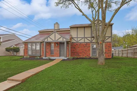 $2,500 | 402 Creekmeadow Lane, Lewisville, TX 75067