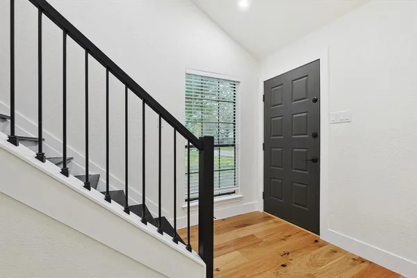 $2,500 | 402 Creekmeadow Lane, Lewisville, TX 75067