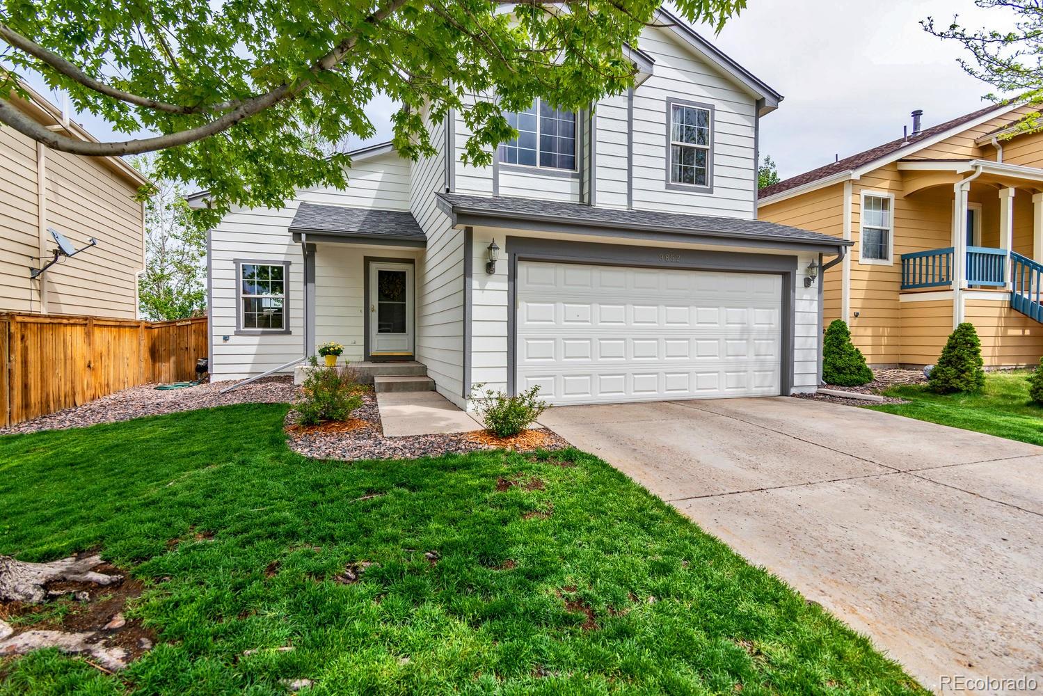 9852 Saybrook Street Highlands Ranch, CO 80126 - Photo 4 of 21 Gallery Image 4