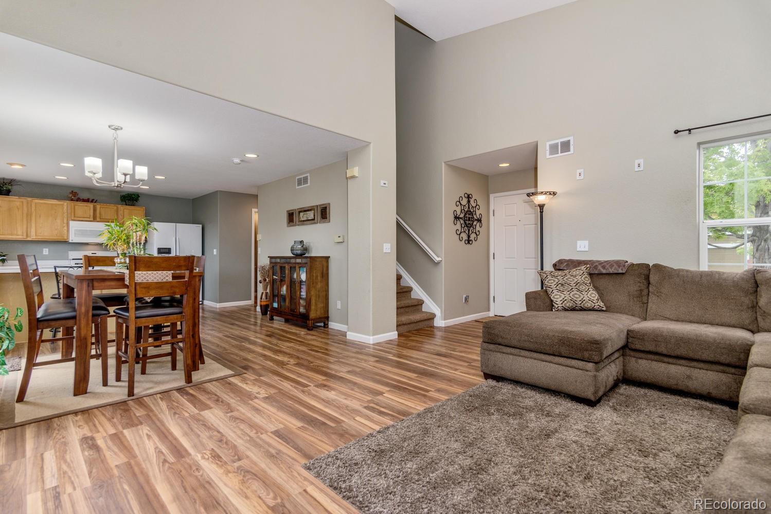 9852 Saybrook Street Highlands Ranch, CO 80126 - Photo 7 of 21 Gallery Image 7