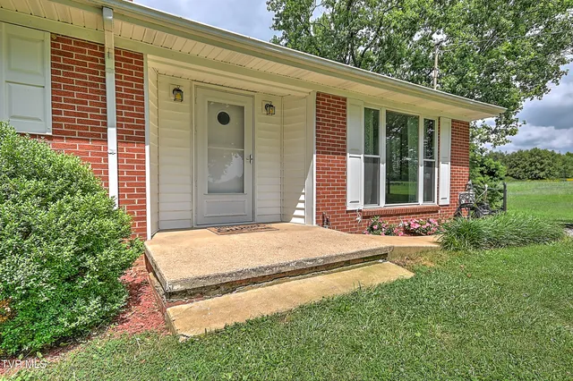 $299,000 | 430 Boles Lane, Chuckey, TN 37641