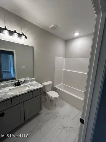 $294,900 | 1019 Lexington Loop, Southaven, MS 38671