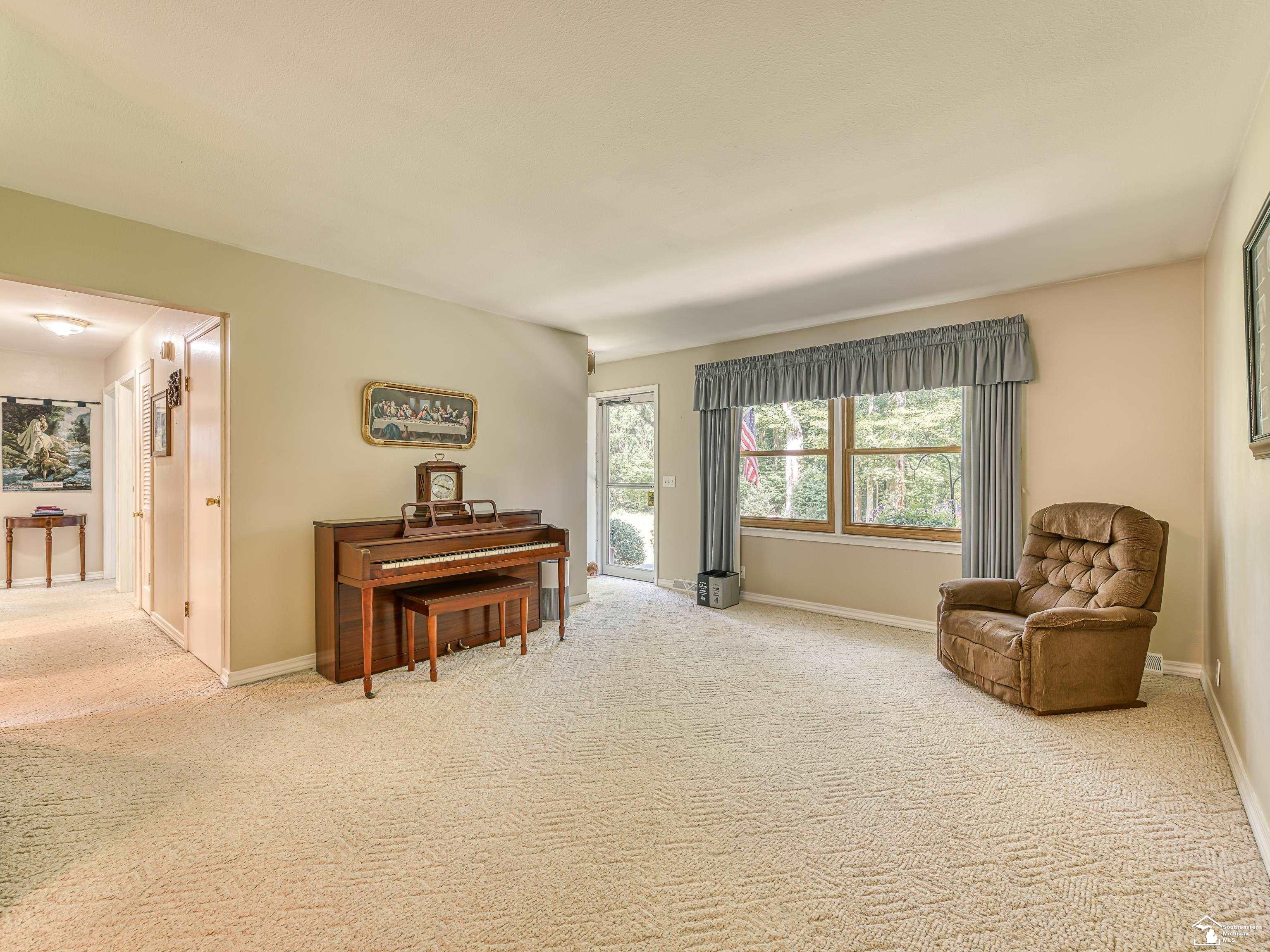 9703 Summerfield Road Temperance, MI 48182 - Photo 5 of 55 Gallery Image 5