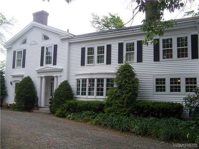 6838 Lake Shore Road Evans, NY 14047 - Photo 1 of 1 Exterior Front