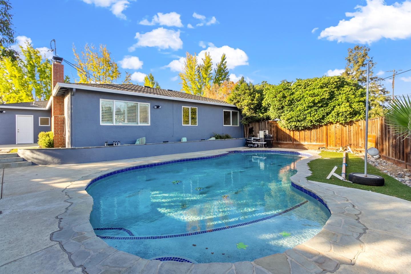 692 Bucknall Road Campbell, CA 95008 - Photo 30 of 33 Gallery Image 30