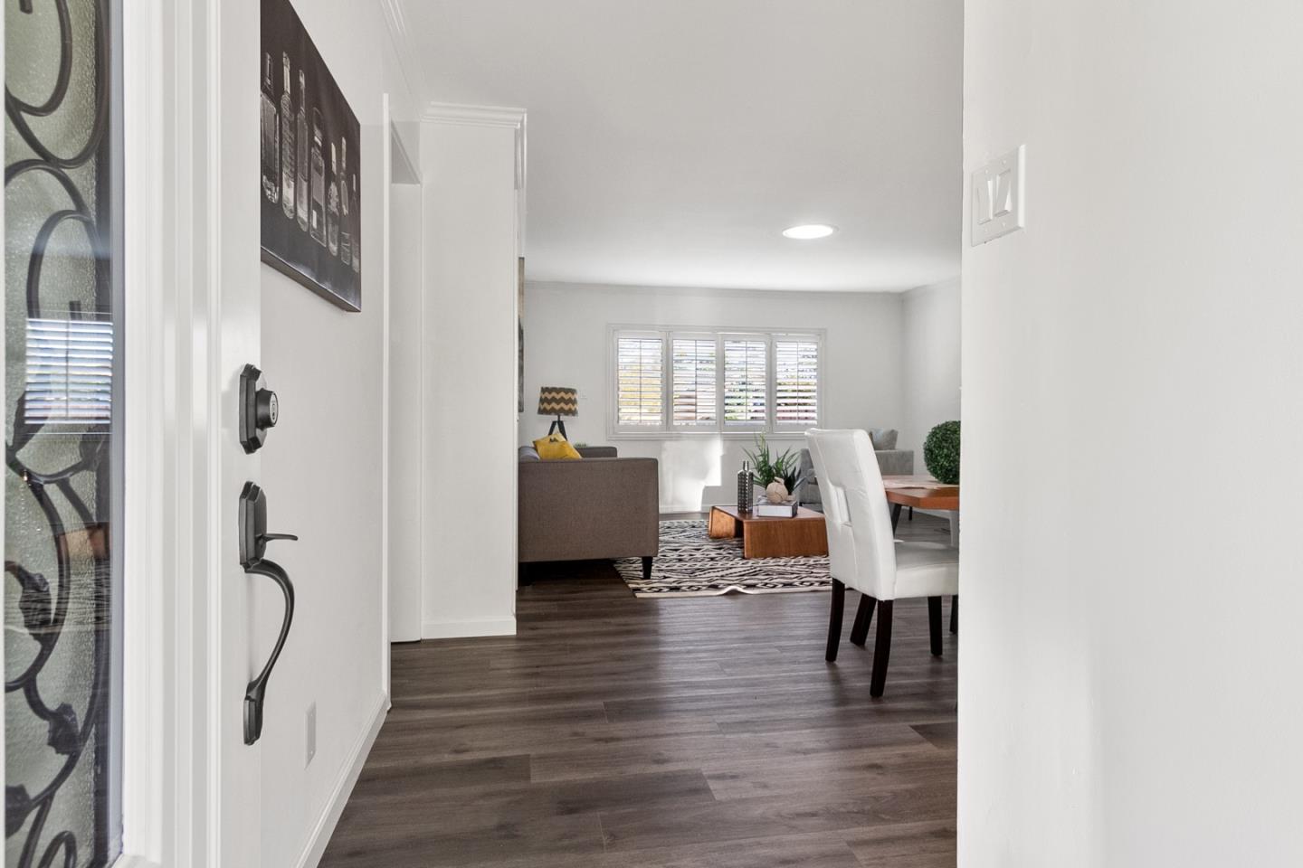 692 Bucknall Road Campbell, CA 95008 - Photo 4 of 33 Gallery Image 4