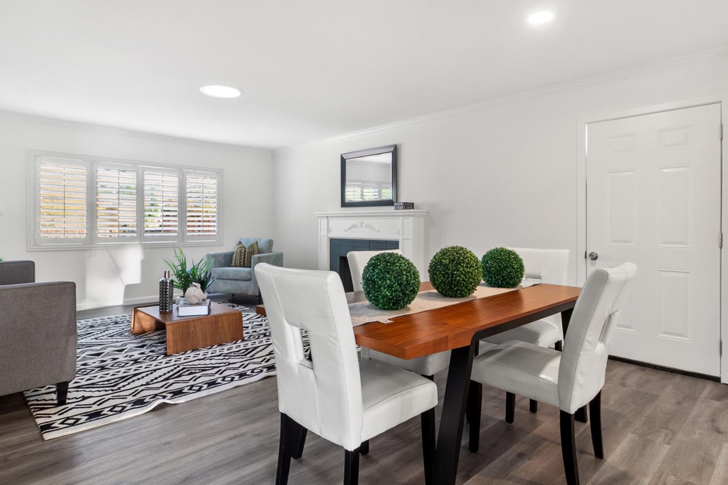692 Bucknall Road Campbell, CA 95008 - Photo 5 of 33 Gallery Image 5