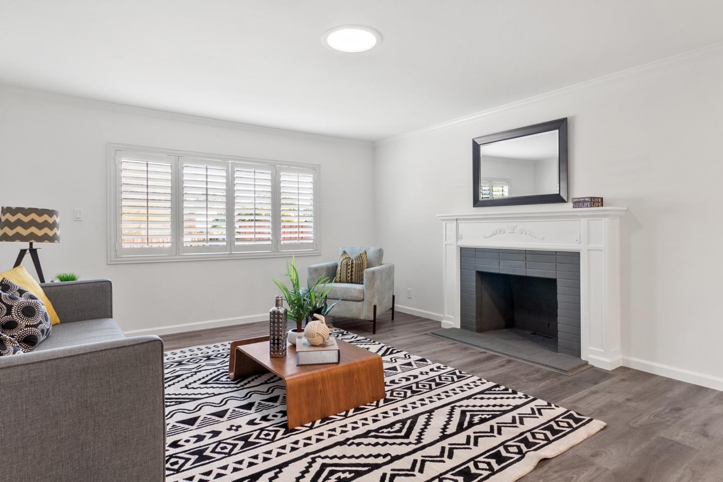 692 Bucknall Road Campbell, CA 95008 - Photo 6 of 33 Gallery Image 6