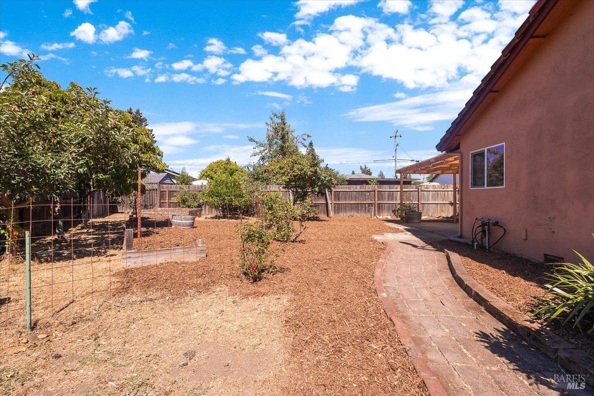 564 Edith Court Santa Rosa, CA 95401 - Photo 28 of 36