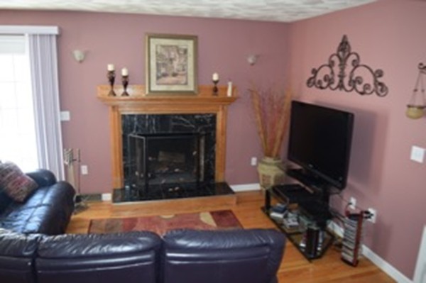 255 Playstead Road Medford, MA 02155 - Photo 4 of 30 Gallery Image 4