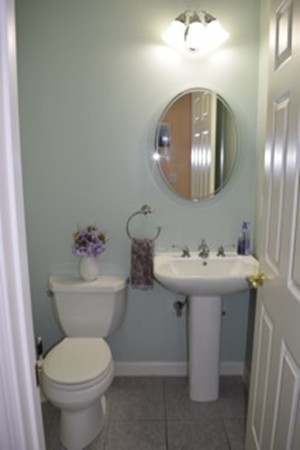 255 Playstead Road Medford, MA 02155 - Photo 7 of 30 Gallery Image 7